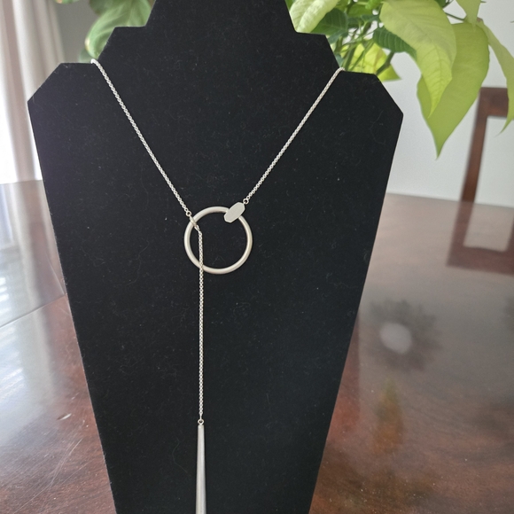 Kendra Scott Silver Circle Pendant Necklace - Picture 1 of 8